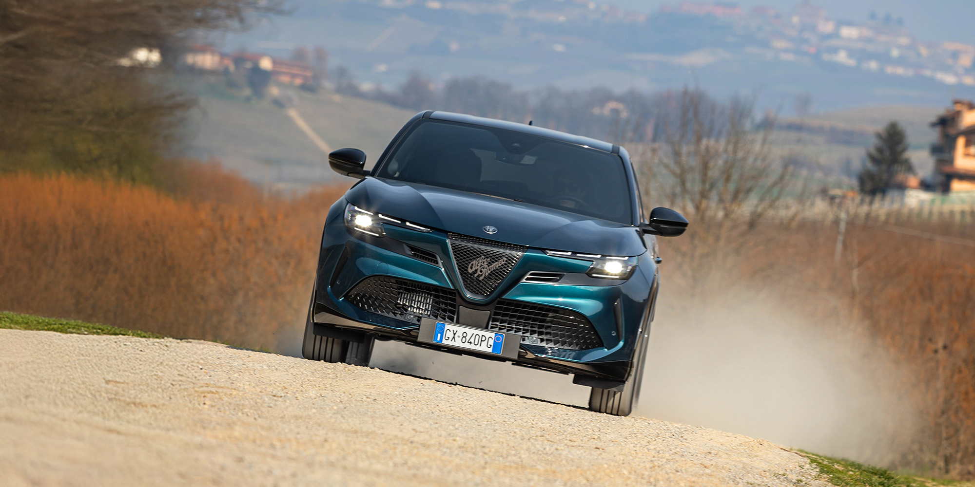 Alfa Romeo Junior: elettrica o ibrida?